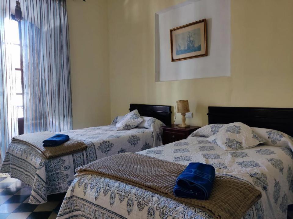 Apartamentos Jp Fregenal Fregenal de la Sierra Esterno foto