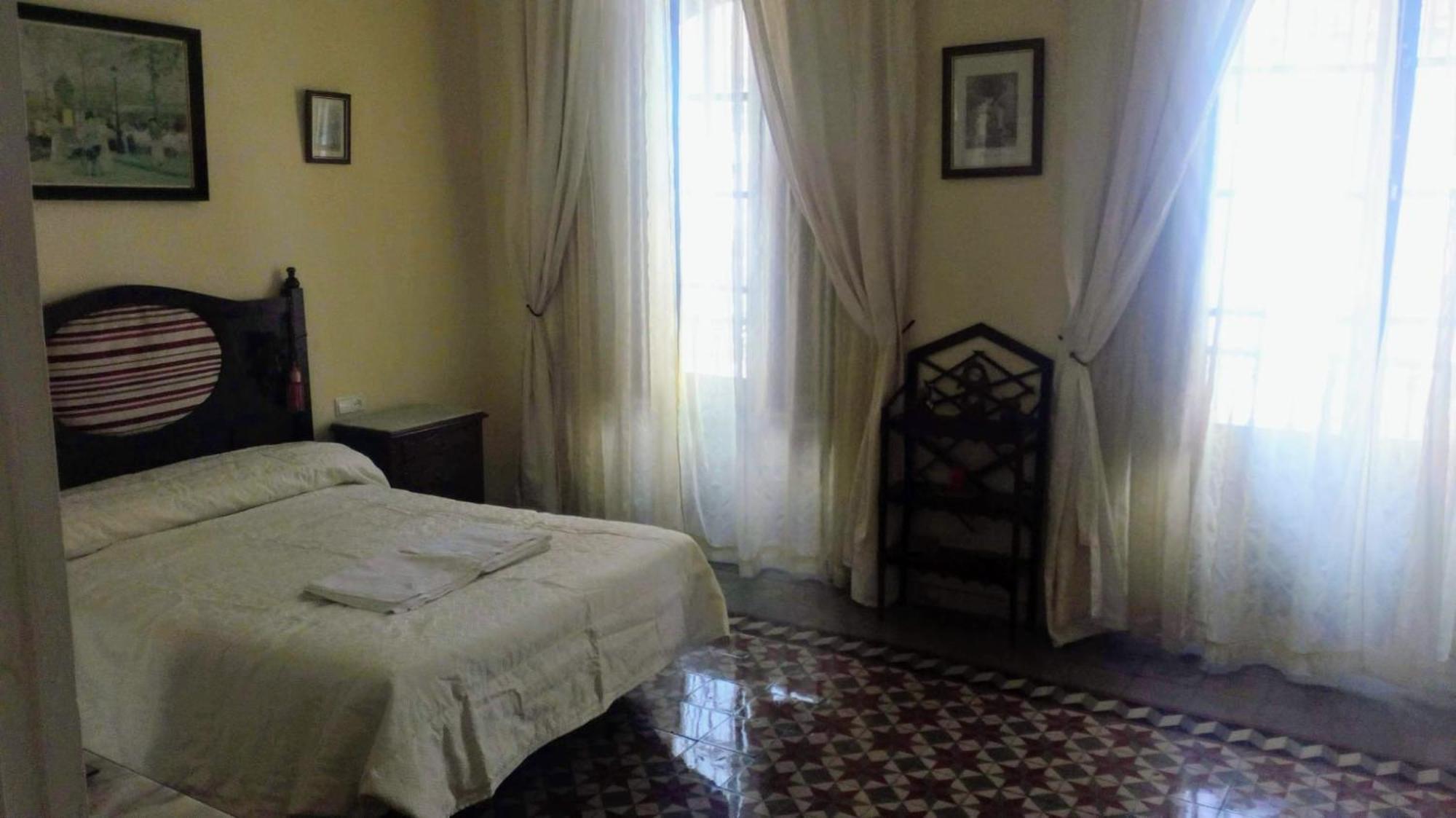 Apartamentos Jp Fregenal Fregenal de la Sierra Esterno foto